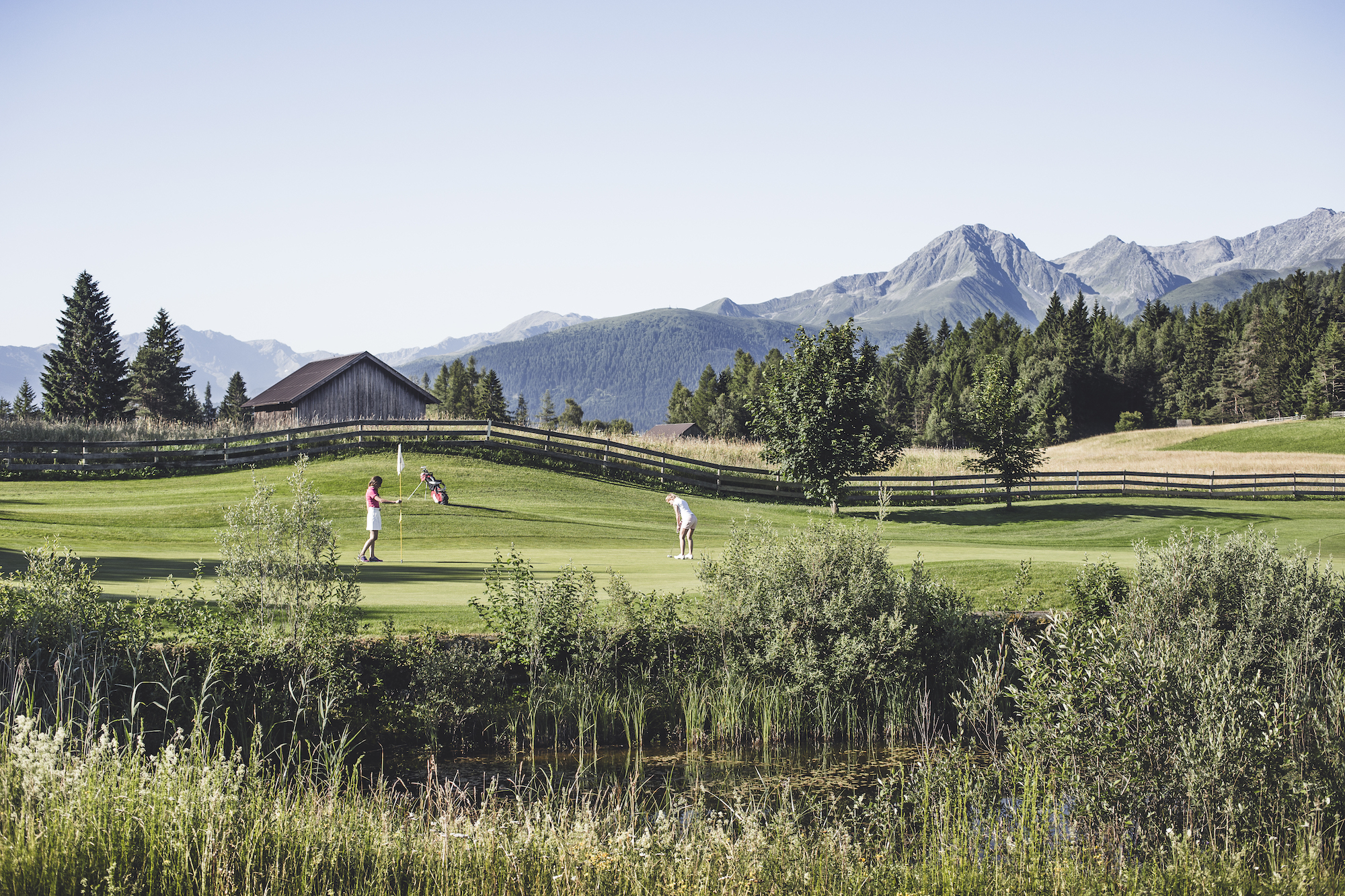 Golf_Partie_mit_Panorama_Seefeld_Reith_Stephan_Elsler